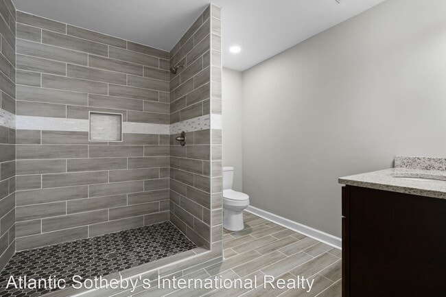 Building Photo - 3 br, 3 bath House - 426 Berkshire Terrace