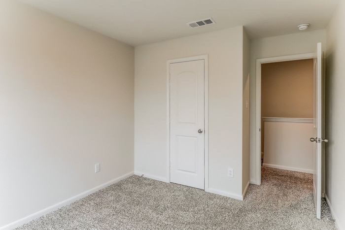 Building Photo - 240 Micah Ln