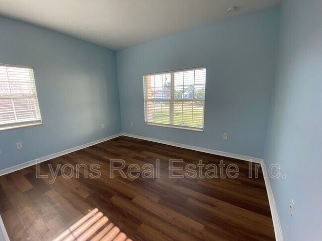 Building Photo - 18235 Eau Gallie Cir