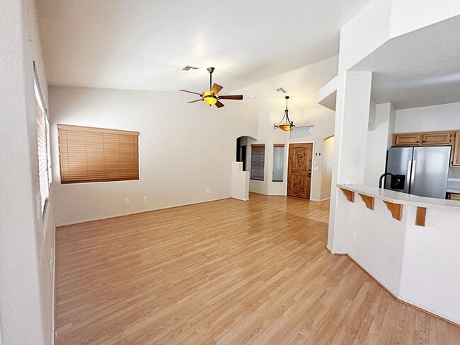 Building Photo - SINGLE STORY 3 BEDROOM IN NORTHWEST CENTEN...