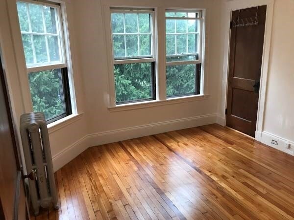 Building Photo - 11 Story St