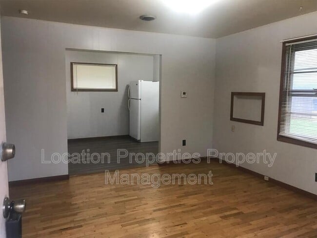 Building Photo - 1818 Missouri St