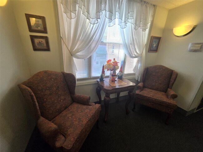 Building Photo - 900 Market St