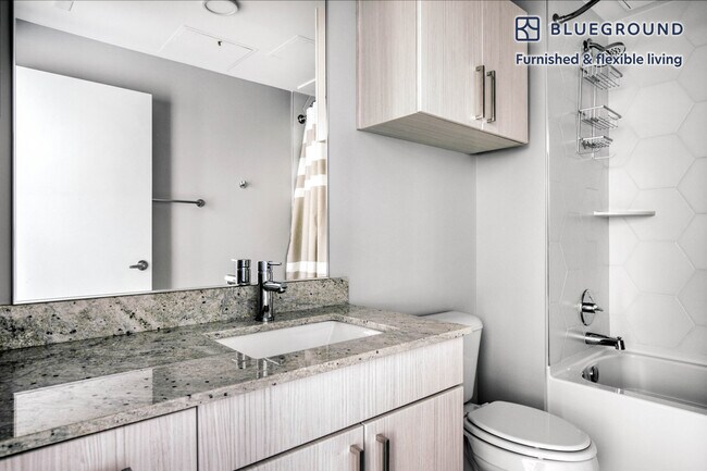 Building Photo - 3000 Pearl Pkwy