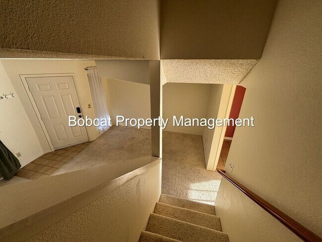 Building Photo - 1420 Douglas Ave