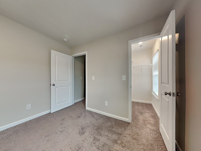 Building Photo - 110 Boat Clb Ln