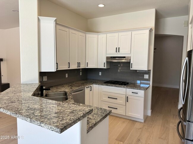 Building Photo - 4303 E Hamblin Dr