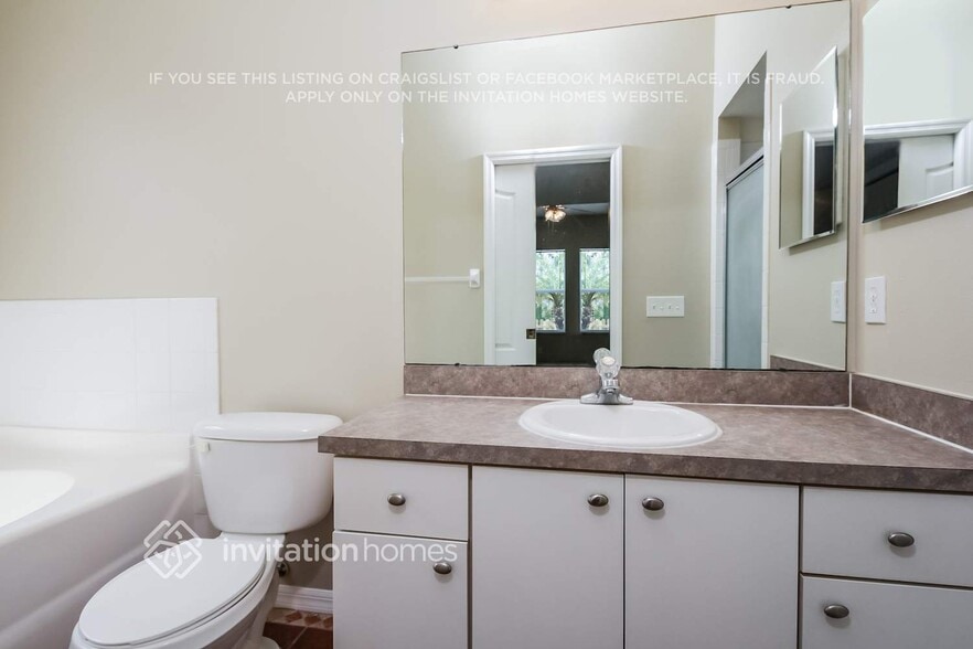 Building Photo - 6731 Monarch Park Dr