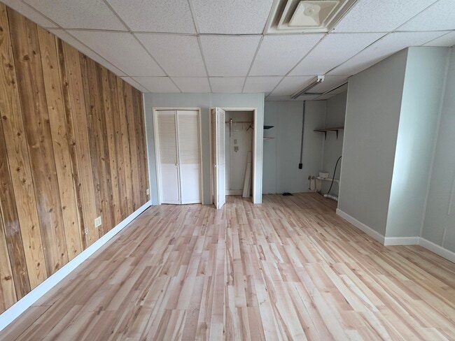 Building Photo - 131 N Jefferson St