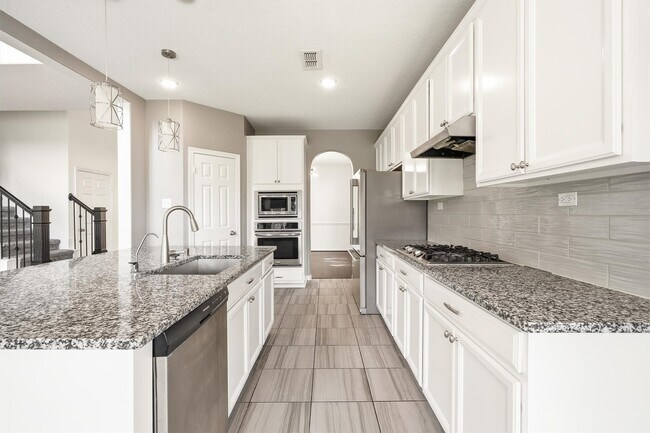 Building Photo - 28131 Scenic Shore Ln
