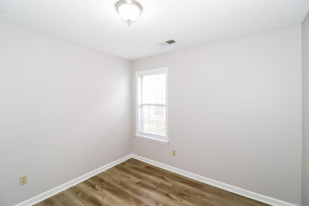 Building Photo - 6943 Parkbrook Ln