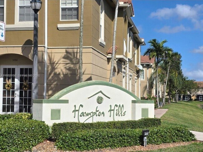 Building Photo - 9070 Preston Pl