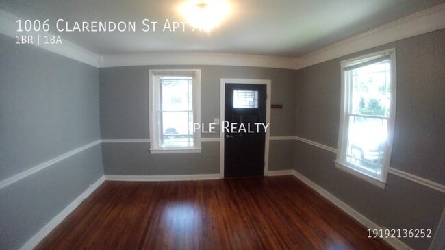 Building Photo - 1006 Clarendon St