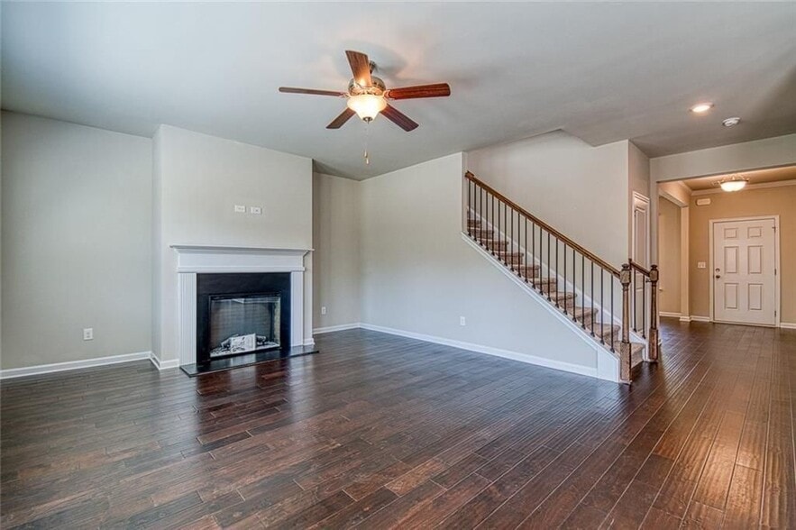 Building Photo - 1839 Pearson St