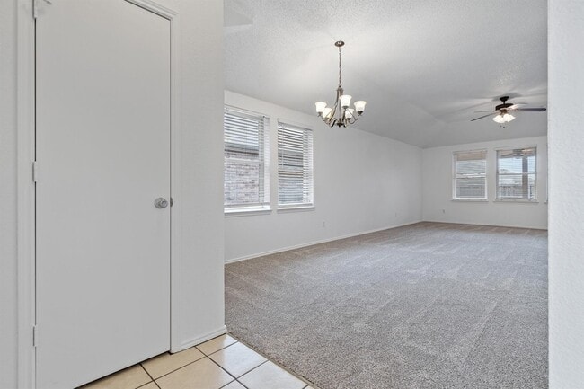 Building Photo - 202 Starlight Dr