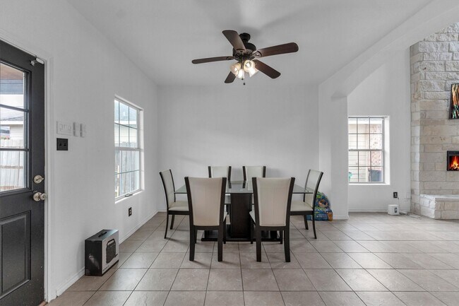 Building Photo - 3114 Trinity Joe Ln