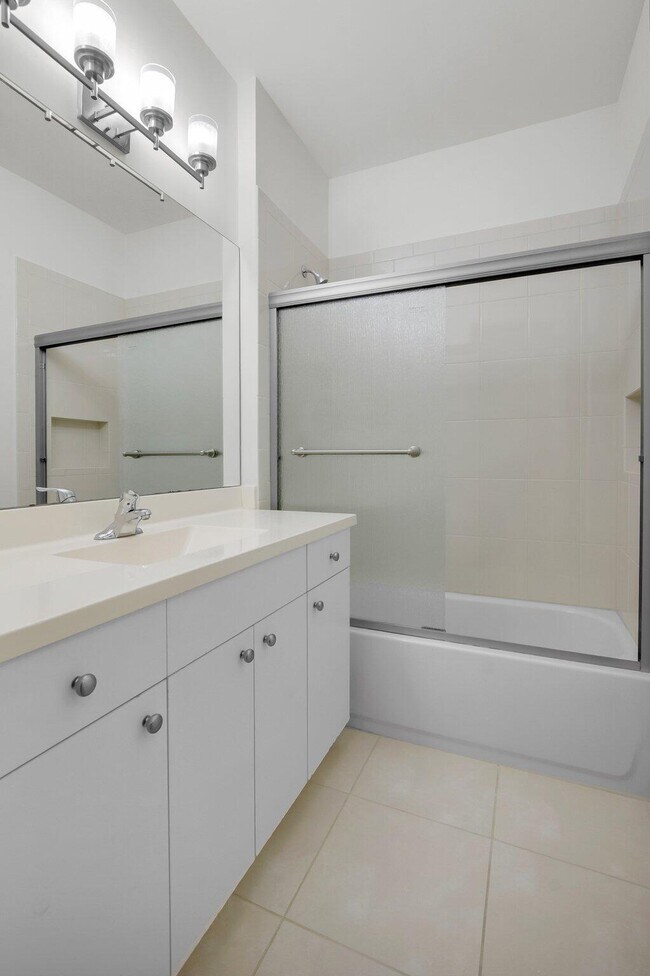 Building Photo - 15205 Seaglass Terrace Ln