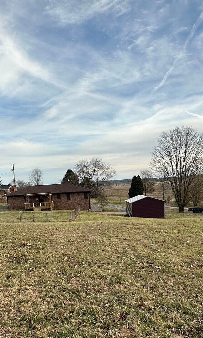 Building Photo - 7269 KY-405