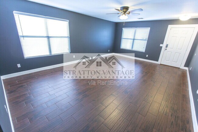 Building Photo - 9630 W Kingman St