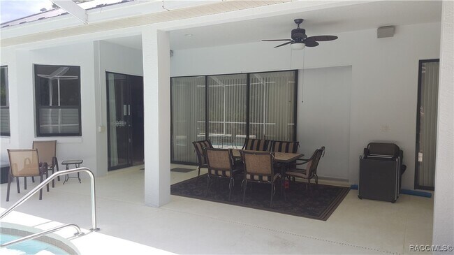 Building Photo - 38 Linder Dr