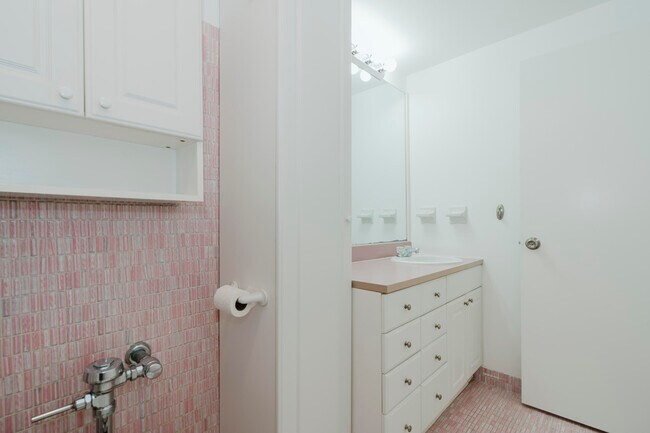 Building Photo - 2800 N Flagler Dr