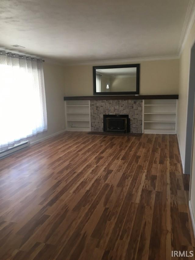 Building Photo - 615 Elm Dr