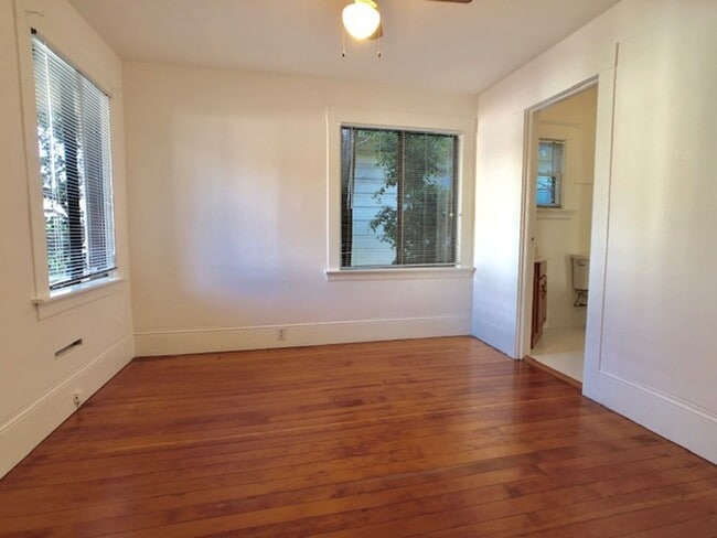 Building Photo - 1612 Gould Ct