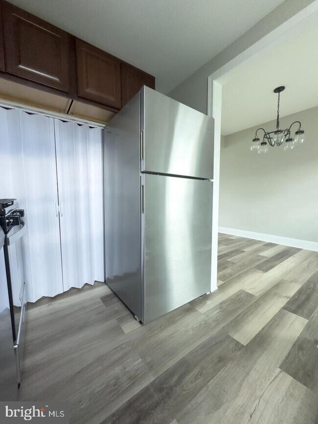 Building Photo - 3861 26th Ave