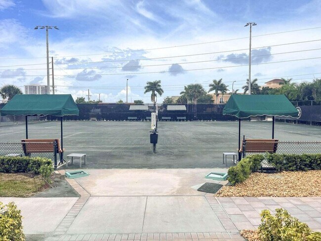 Building Photo - 409 Lighthouse Dr