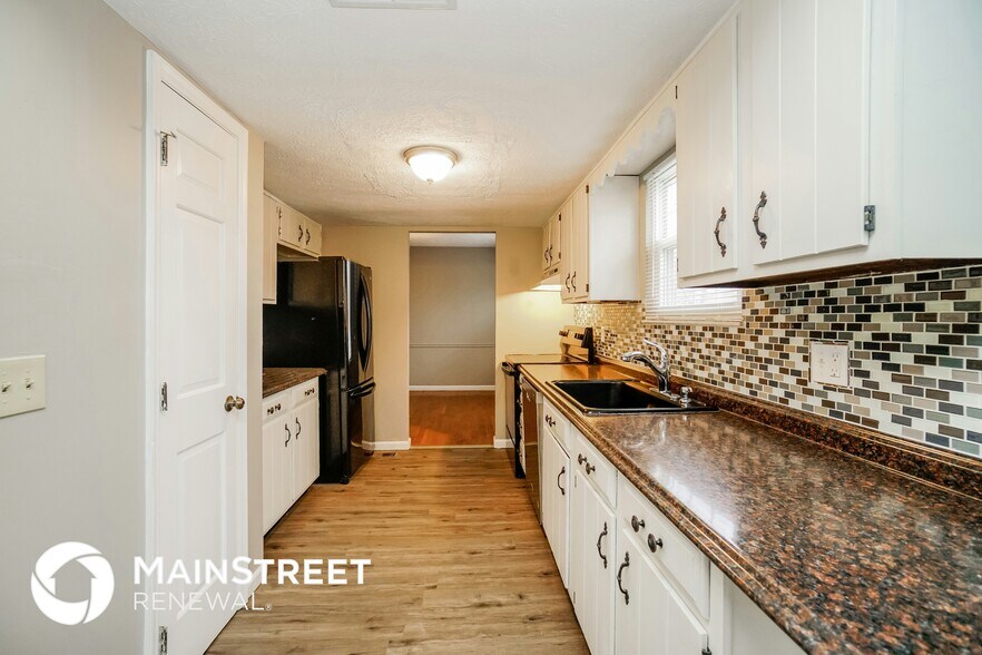 Building Photo - 1309 Hanson St