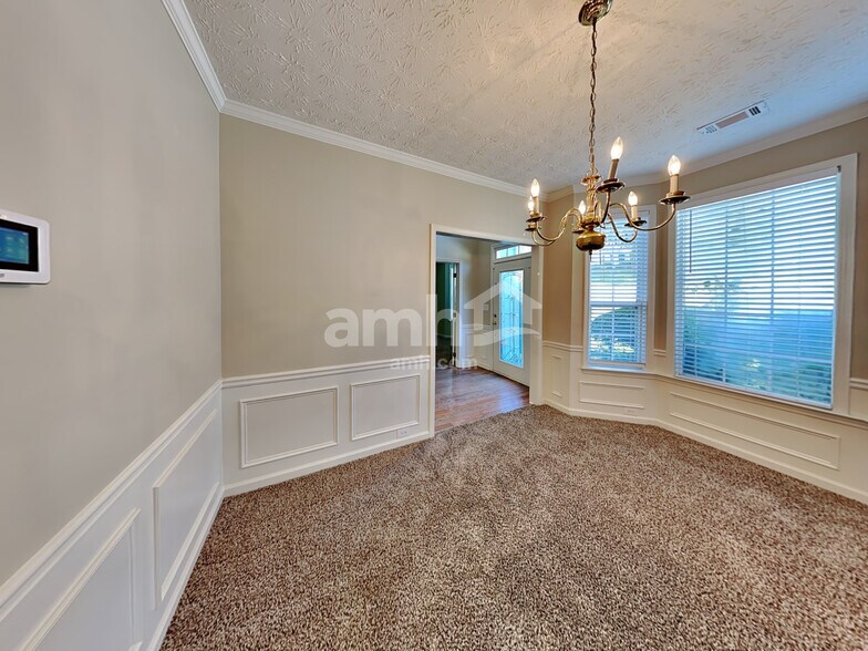 Building Photo - 5390 Spotted Fawn Ct