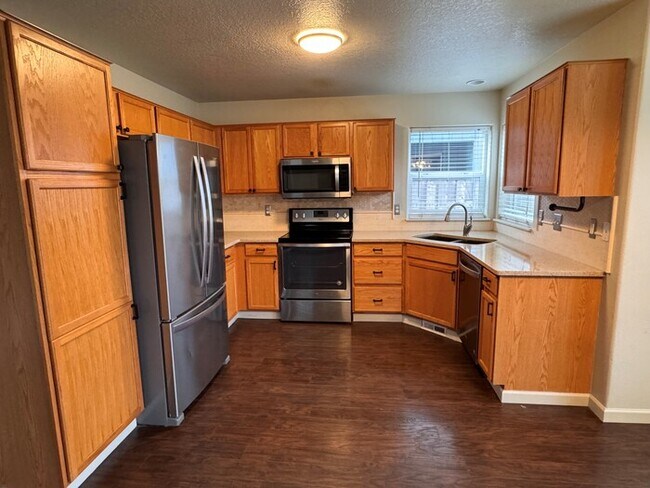Building Photo - Open House Sat,Aug 30th from 11:30- 12:30!...