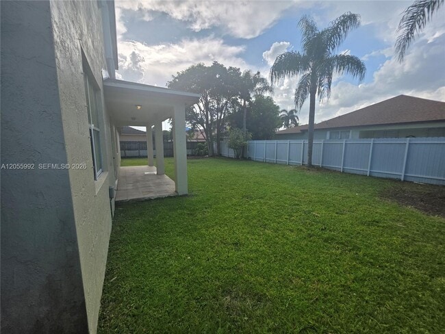 Building Photo - 12745 SW 204th Ln