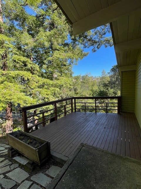 Building Photo - 98 Briar Rd