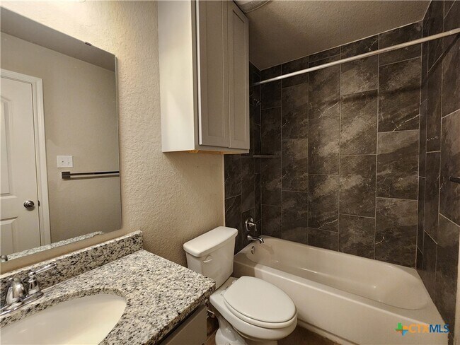 Building Photo - 2019 Rueben Rd