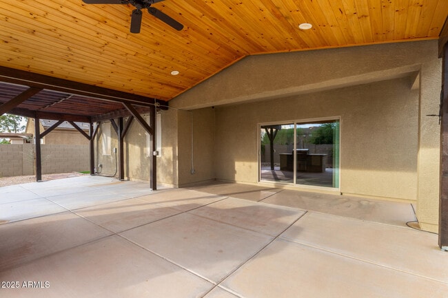 Building Photo - 10623 E Sunflower Ct