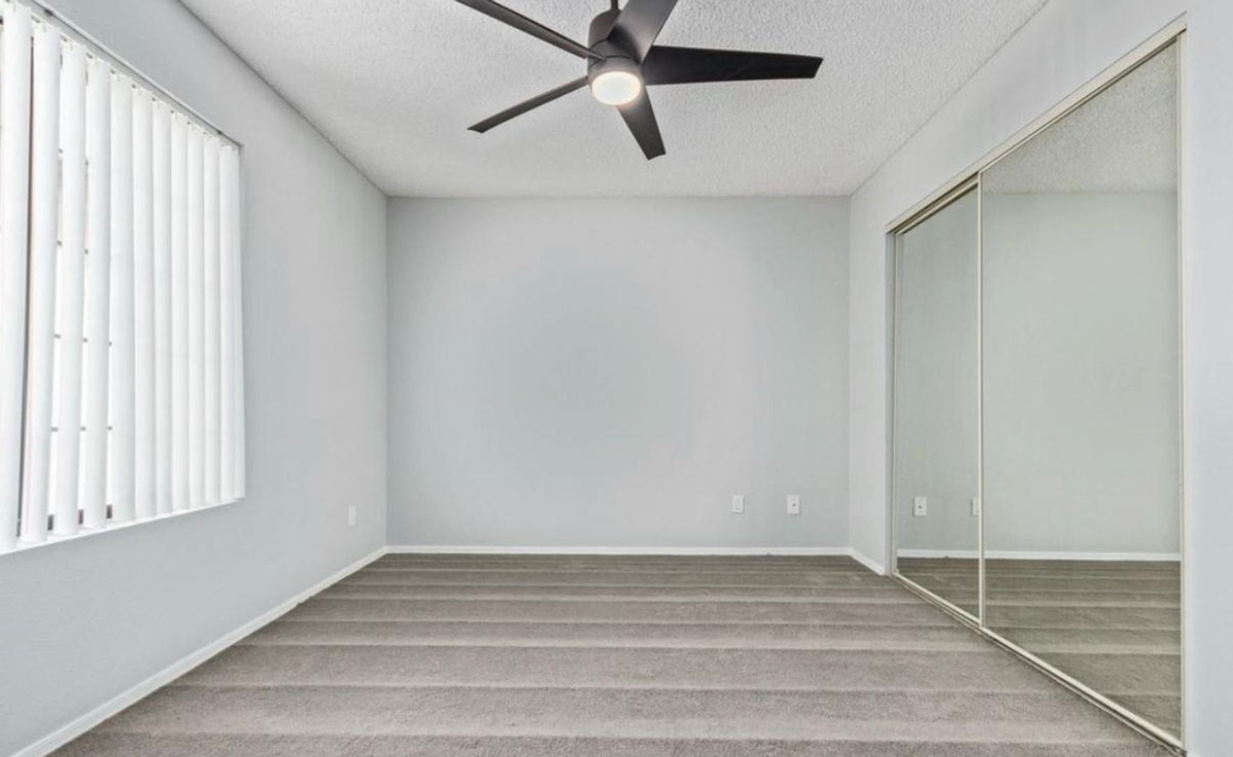 Building Photo - 9775 N 93rd Way