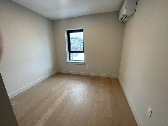 Building Photo - New construction condo available now!