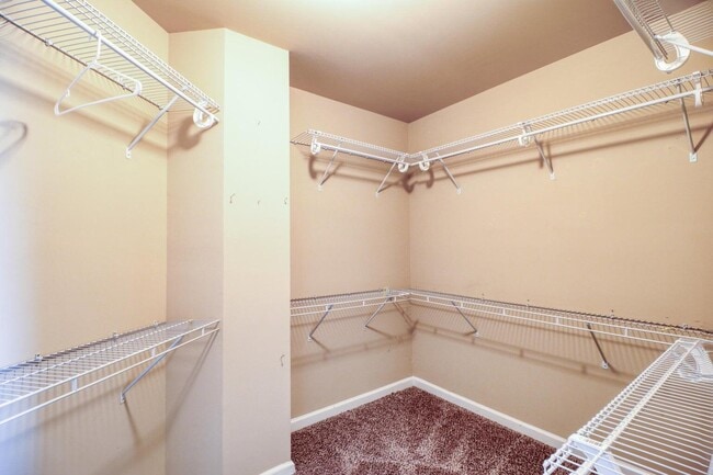 Building Photo - 726 Old Indian Camp Rd