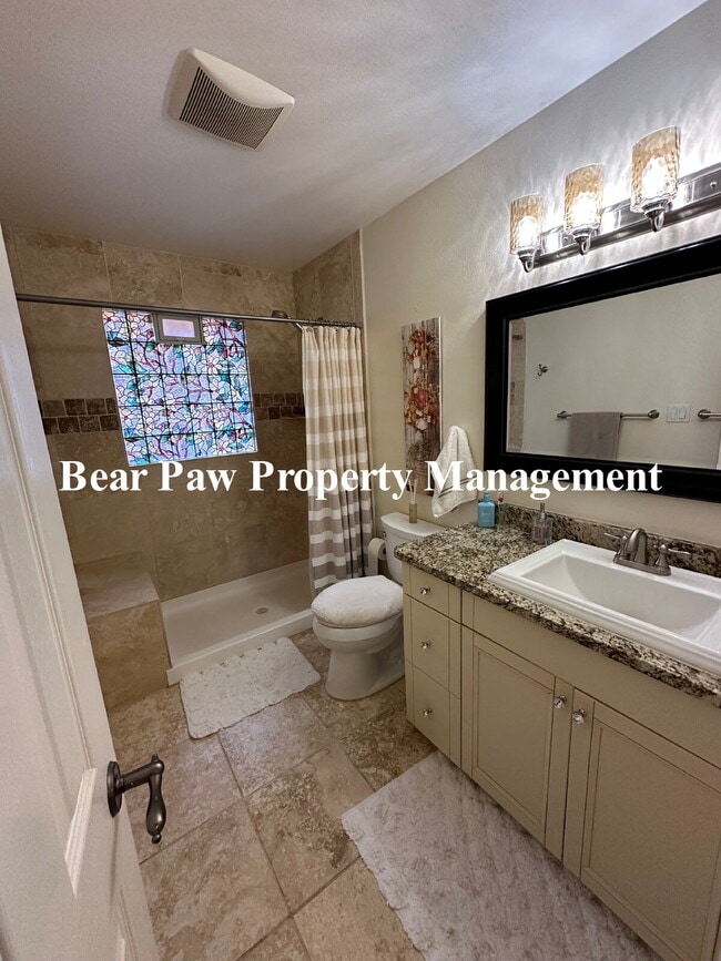 Building Photo - "Charming Duplex! Your Perfect Mountain Home Awaits!"