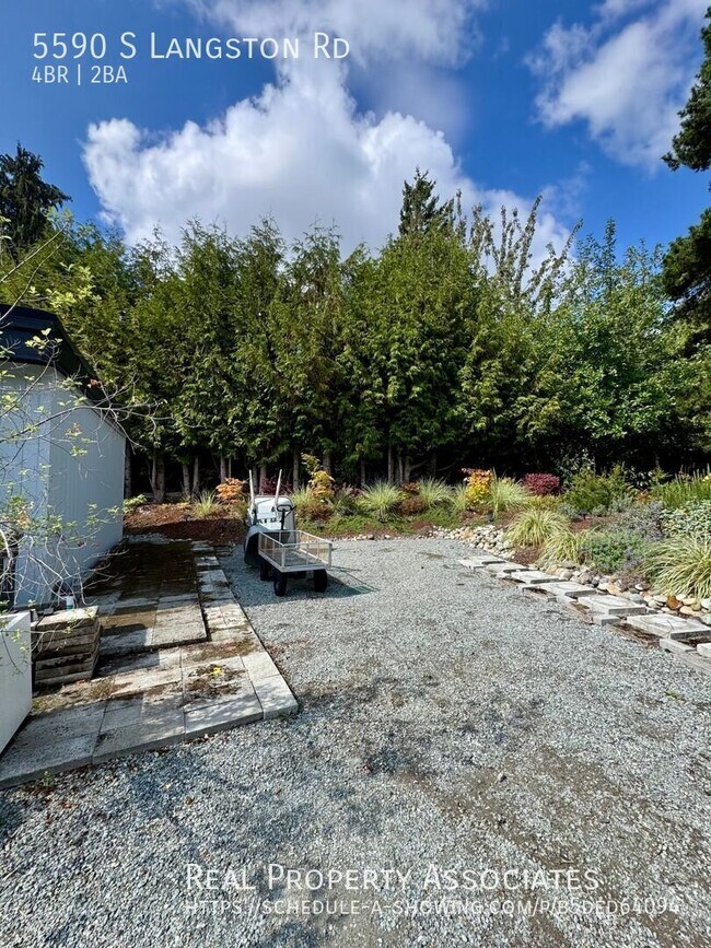 Building Photo - 5590 S Langston Rd