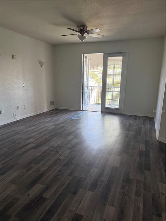 Building Photo - 3051 Greystone Loop