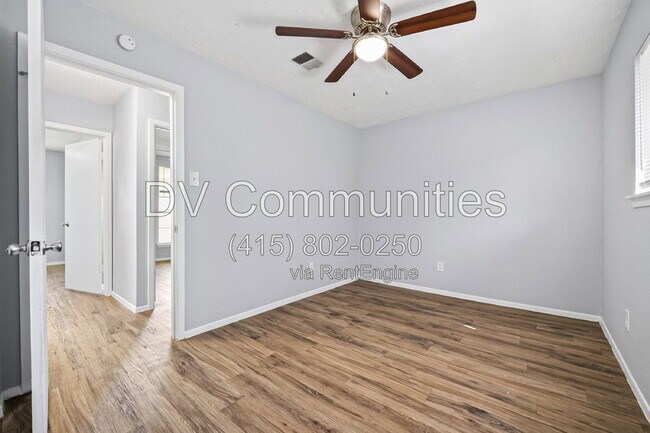 Building Photo - 15331 Campden Hill Rd