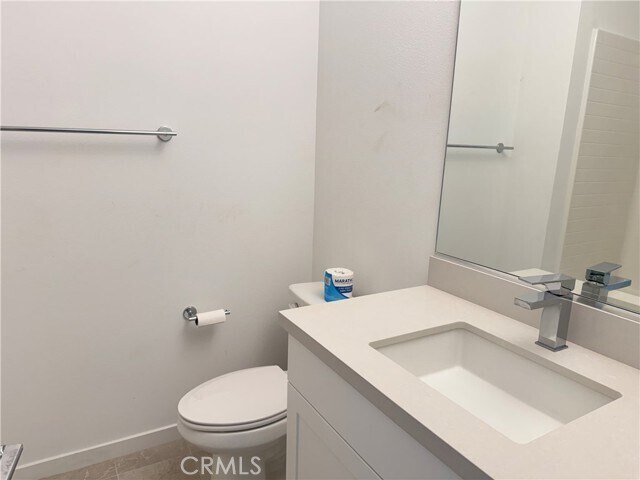 Building Photo - 235 Babson Ct