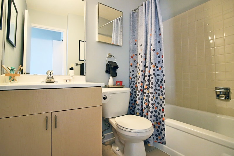 Building Photo - 1210 S Michigan Ave