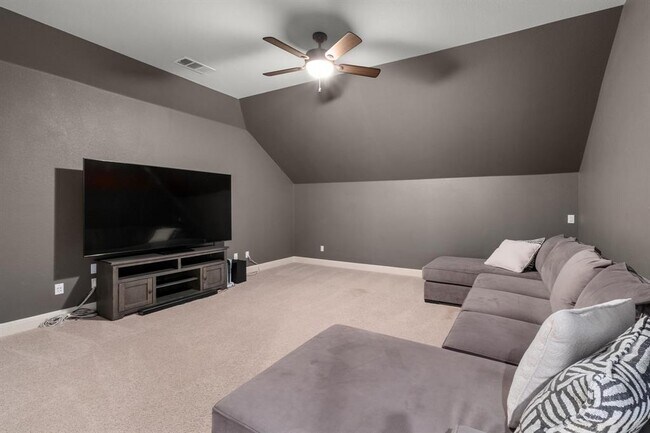 Building Photo - 15509 Boulder Heights