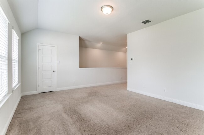 Building Photo - 3701 Trillium Dr