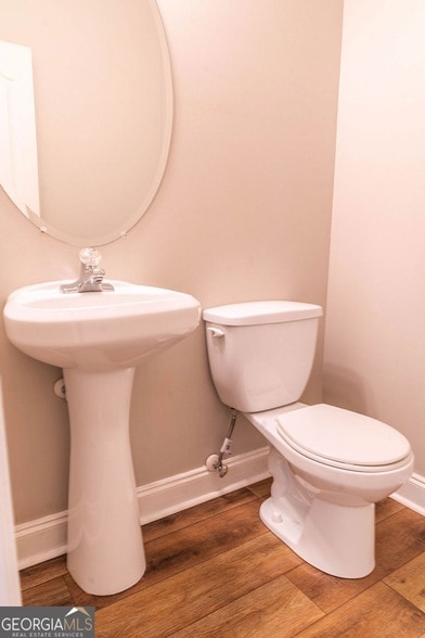 Building Photo - 2046 Barberry Dr