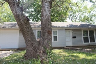 Building Photo - 1120 Lanore Dr