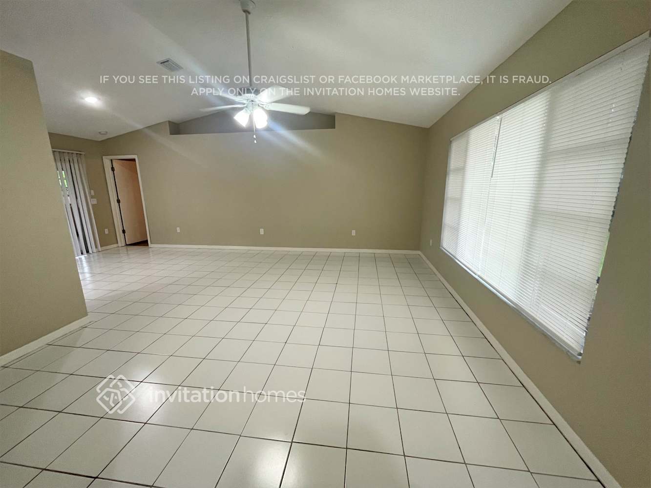 Building Photo - 385 Atwater St